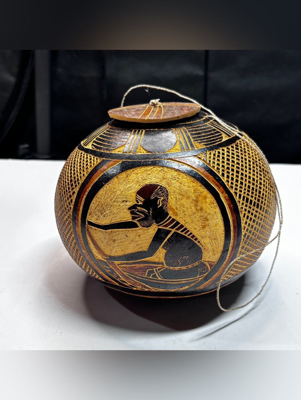 Antique Hand Carved African Hanging Gourd Vessel Lidded Calabash Bird Decor - Picture 6 of 14